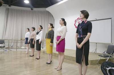 服務禮儀實訓班今日開班，攝影服務同步啟動