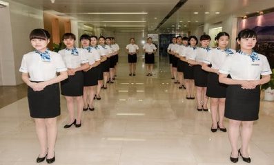 提升社交禮儀與自身修養(yǎng) 會展服務從業(yè)者的進階指南