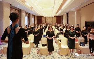 惠安文藝志愿者服務(wù)隊(duì) 以禮儀之光照亮?xí)狗?wù)，傳遞文明溫度